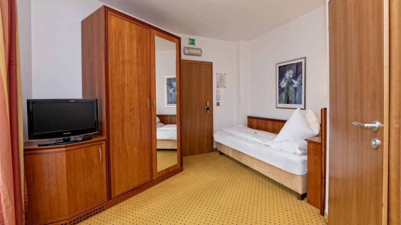 Hotel Millanderhof Brixen Exteriör bild