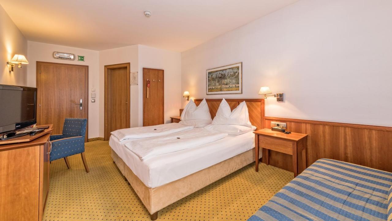 Hotel Millanderhof Brixen Exteriör bild